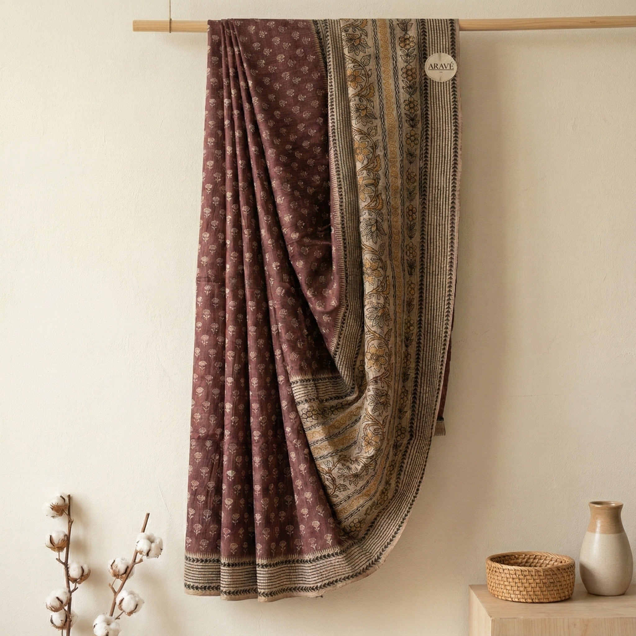 Sutra Saaz - Deep Peach Bhagalpuri Silk Saree with Katha Stitch Pallu